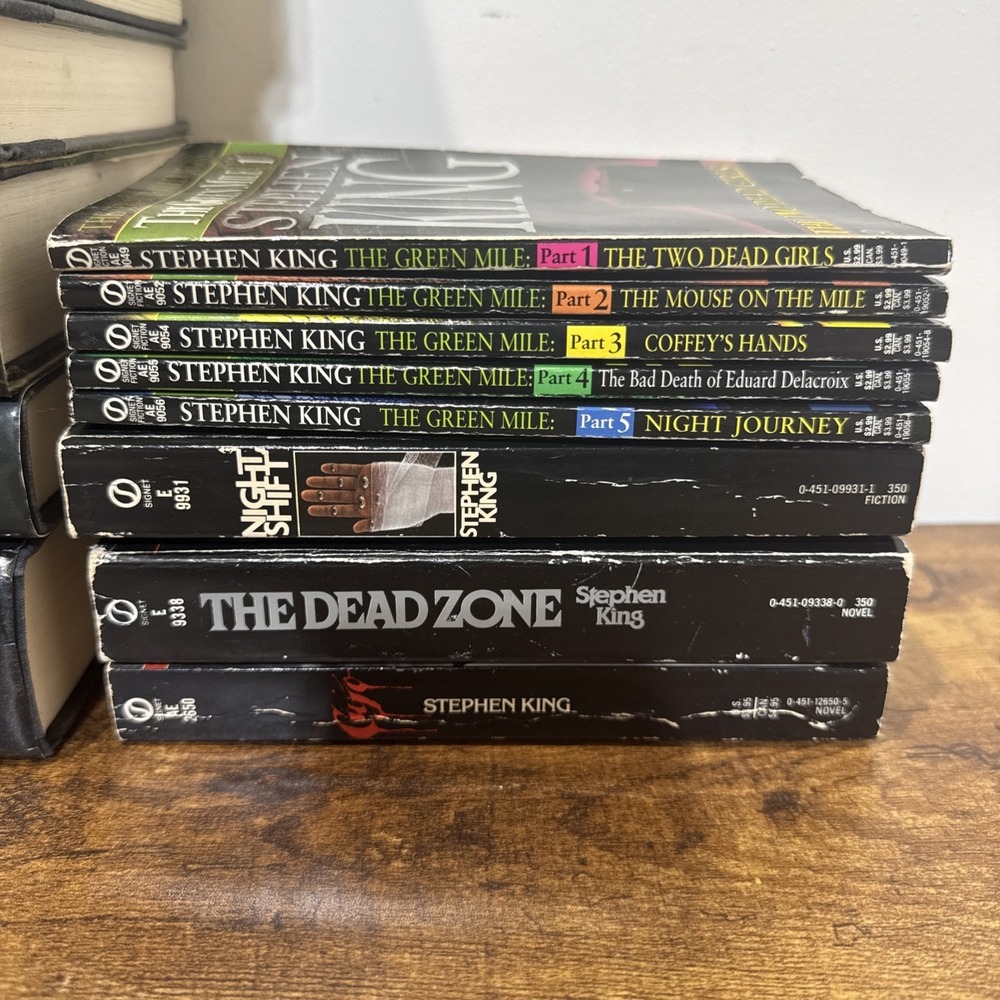 Lot Of 18 Stephen King Hardcover/Softcover Books IT, Misery, The Tommyknockers - Picture 5 of 16